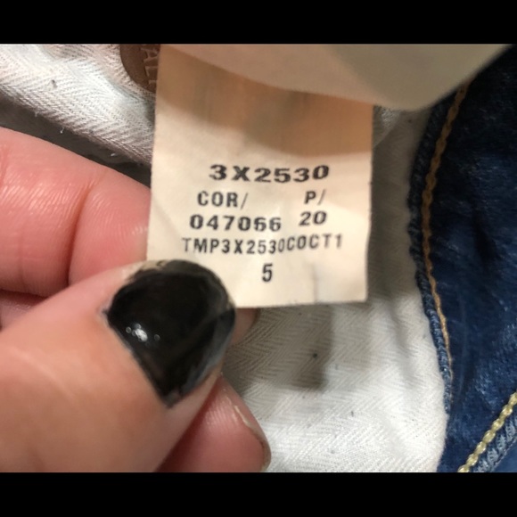 Hollister Distressed Skinny Jeans 0785 - Picture 5 of 10